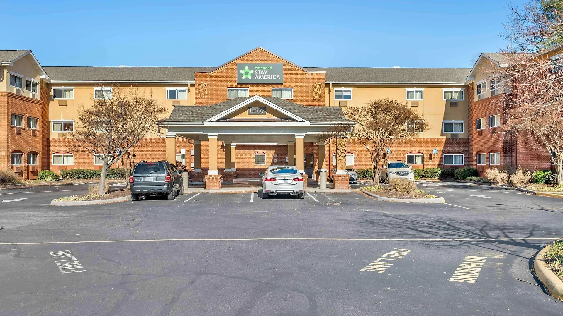 Staying Near Bud Metheny Baseball Complex: 4 Budget Hotels Compared