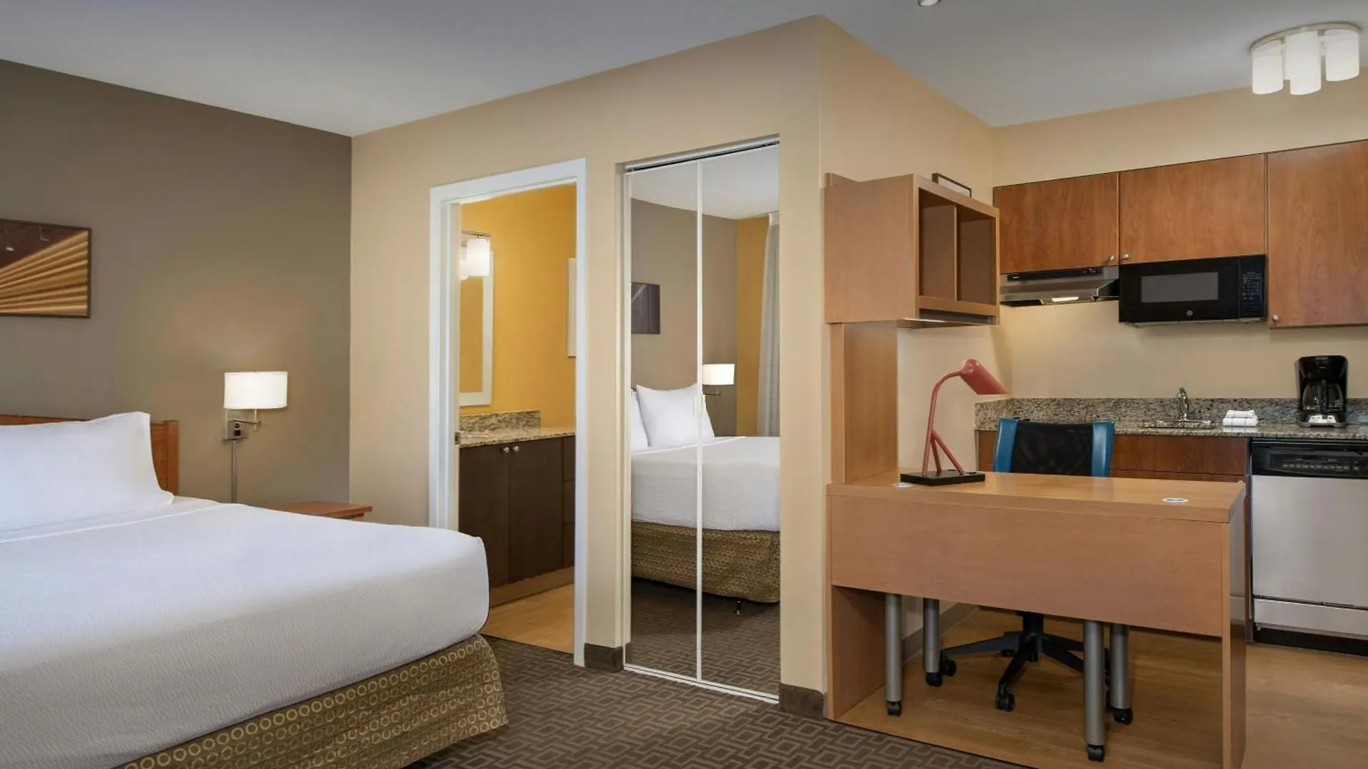 15 Family-Friendly Hotels in Oregon That Deliver