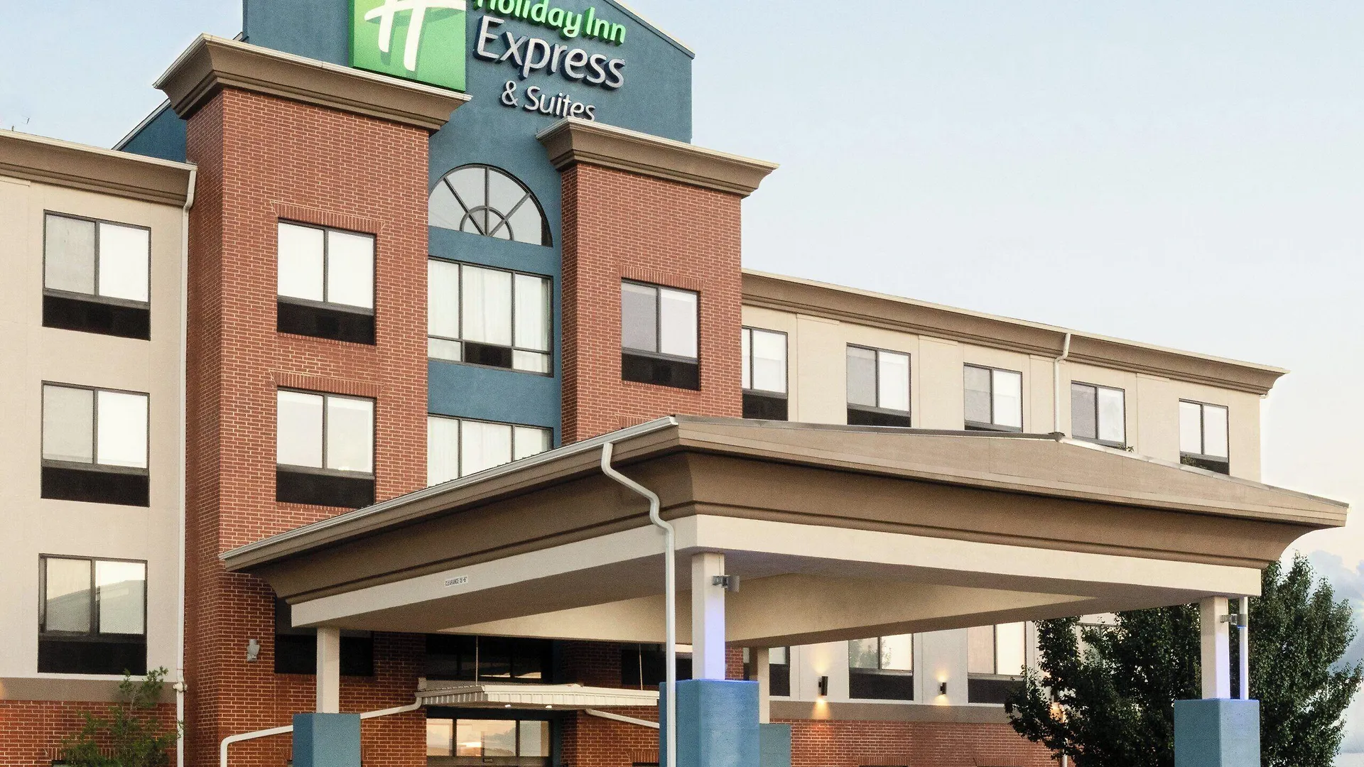 Kansas Hotels With Standout Staff: 10 Charming Small Stays