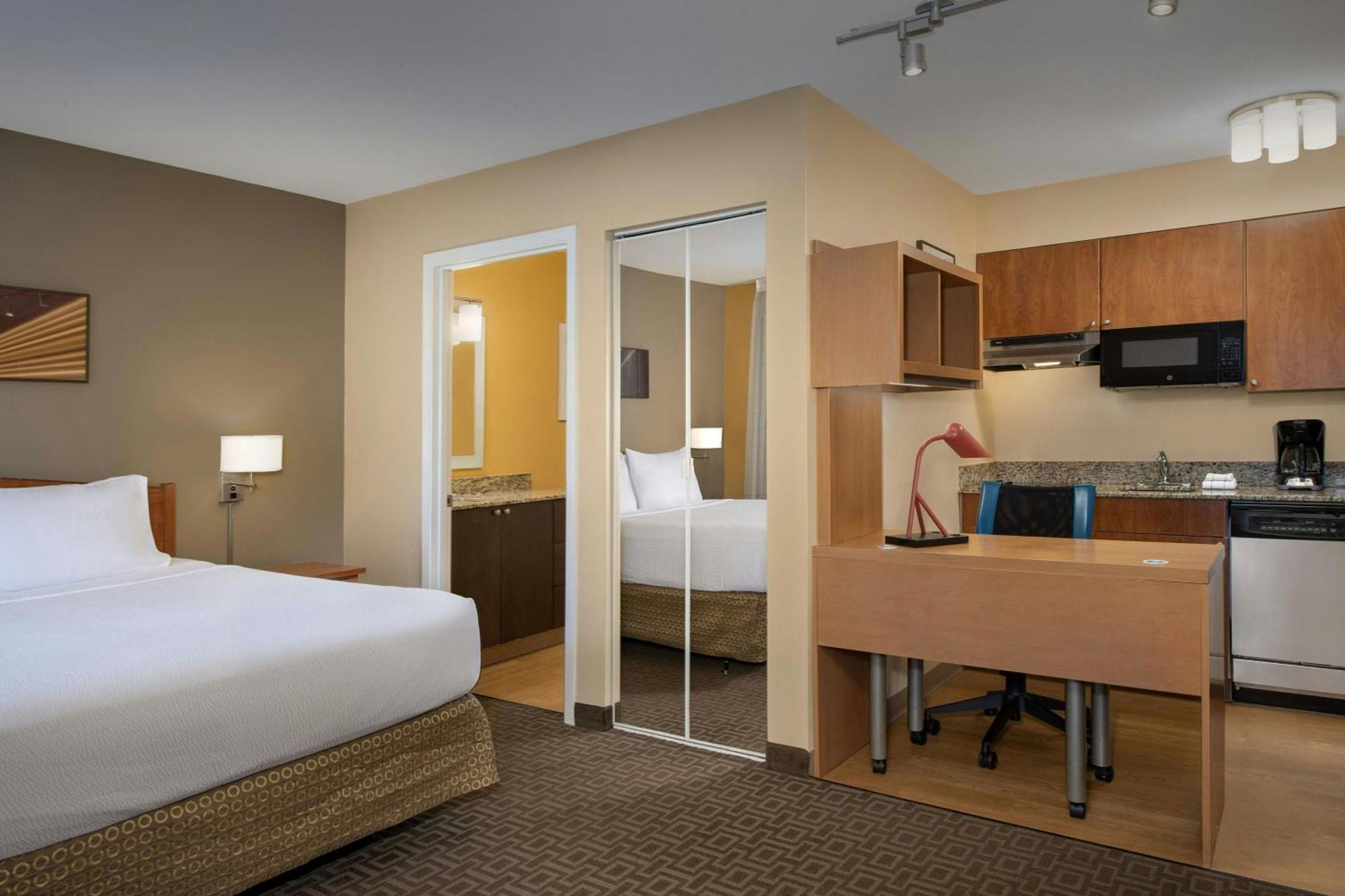 15 Family-Friendly Hotels in Oregon That Deliver